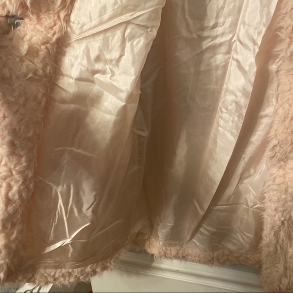 🌸LAST-MEDIUM🌸Blush Shaggy Faux Shearling Coat - Picture 7 of 9